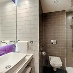 Premier Frankfurt Westend פרנקפורט