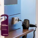 Premier Frankfurt Westend מלון 3*