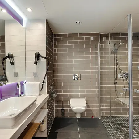 Premier Frankfurt Westend 3*