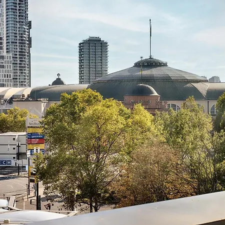 Premier Frankfurt Westend فندق 3*