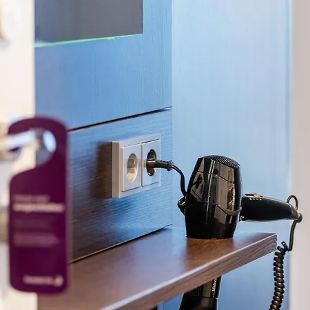 Premier Frankfurt Westend Hotel 3*
